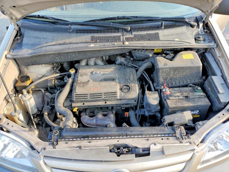 Photo 12 from auction – 2002 TOYOTA SIENNA CE with VIN 4T3ZF19C32U488383