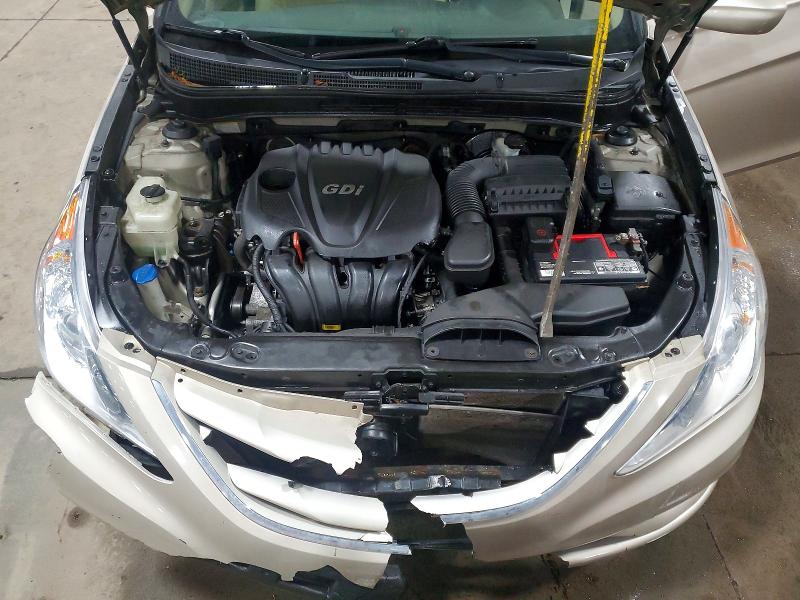 Photo 11 from auction – 2011 HYUNDAI SONATA with VIN 5NPEB4AC0BH206859