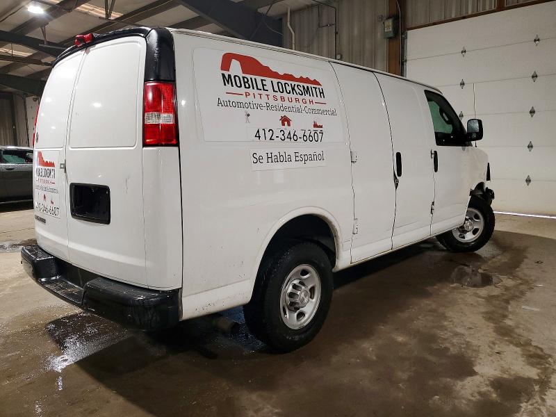 Photo 3 from auction – 2017 CHEVROLET EXPRESS G2 with VIN 1GCWGAFFXH1150856