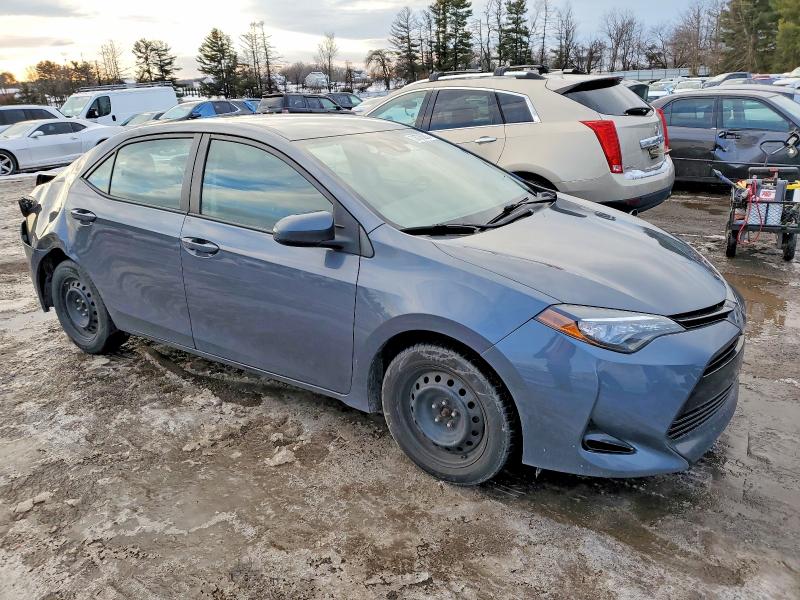 Photo 4 from auction – 2017 TOYOTA COROLLA with VIN 5YFBURHE8HP580116