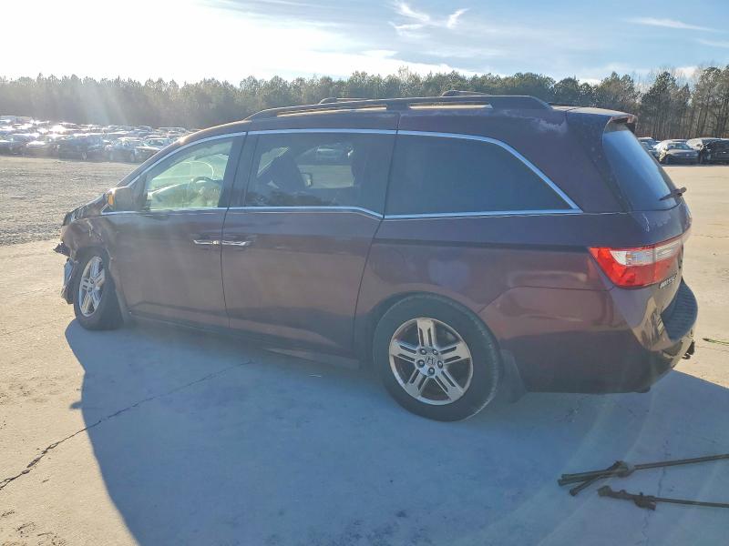 Photo 2 from auction – 2011 HONDA ODYSSEY with VIN 5FNRL5H92BB058131