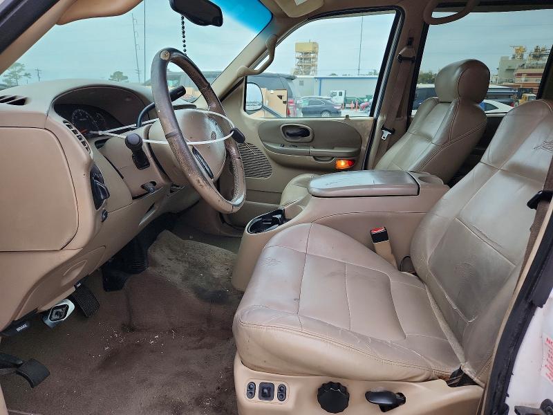 Photo 7 from auction – 2002 FORD F150 with VIN 1FTRW07L32KB93418