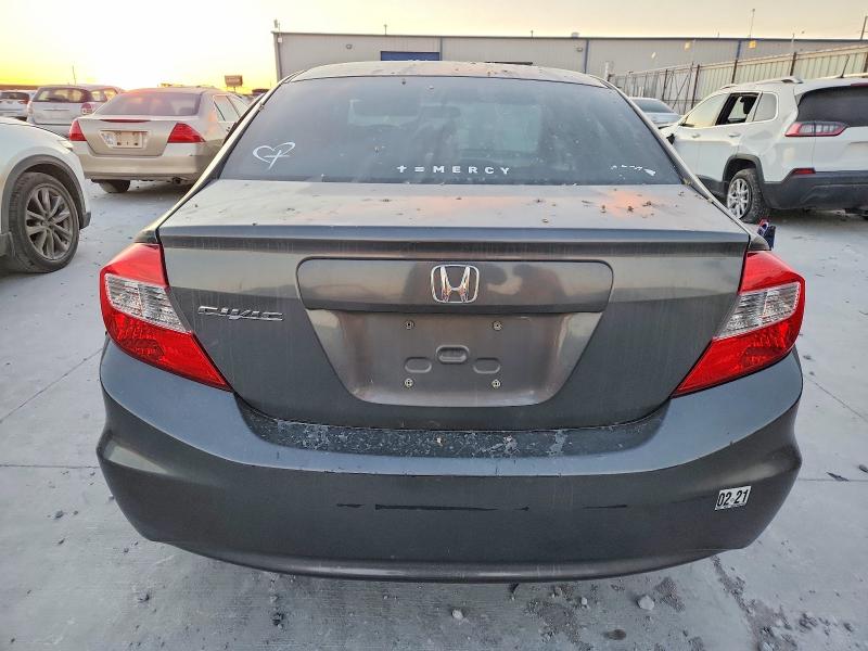 Photo 6 from auction – 2012 HONDA CIVIC with VIN 2HGFB2F96CH331429