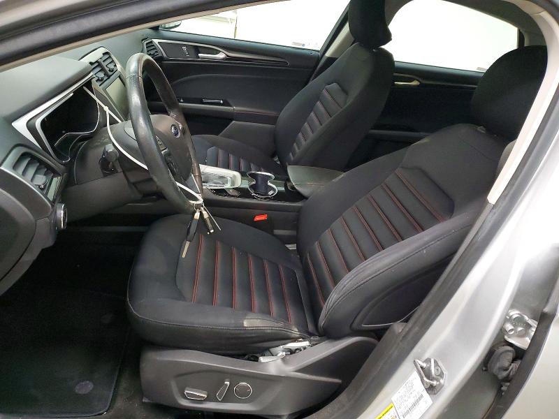Photo 7 from auction – 2016 FORD FUSION SE with VIN 3FA6P0HD0GR316494