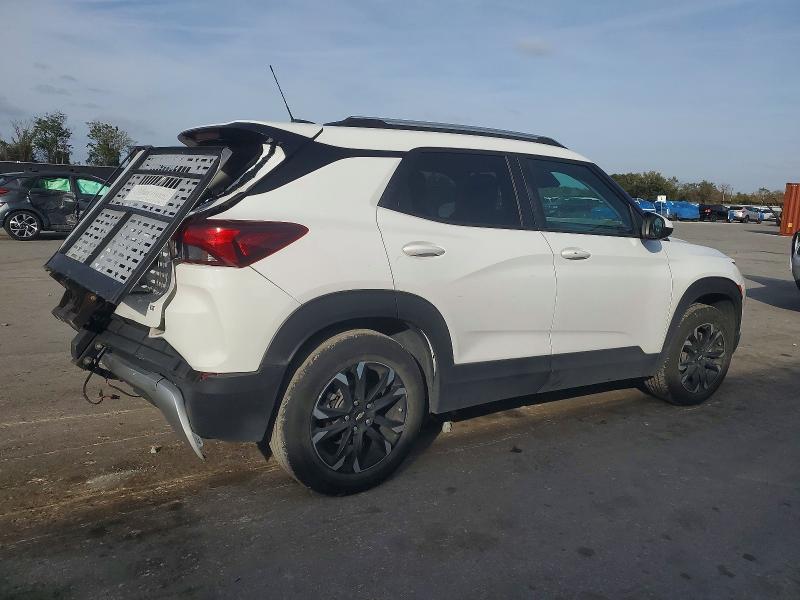 Photo 3 from auction – 2022 CHEVROLET TRAILBLAZE with VIN KL79MPSL2NB111198