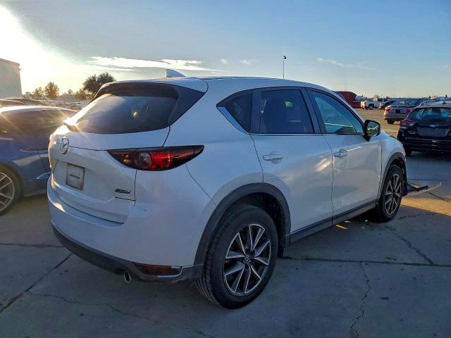Photo 3 from auction – 2018 MAZDA CX-5 TOURI with VIN JM3KFACM6J1337559