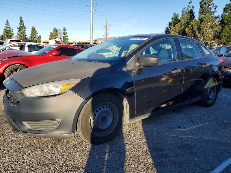 FORD FOCUS S 2015 with VIN 1FADP3E20FL314687 - Photo from auction