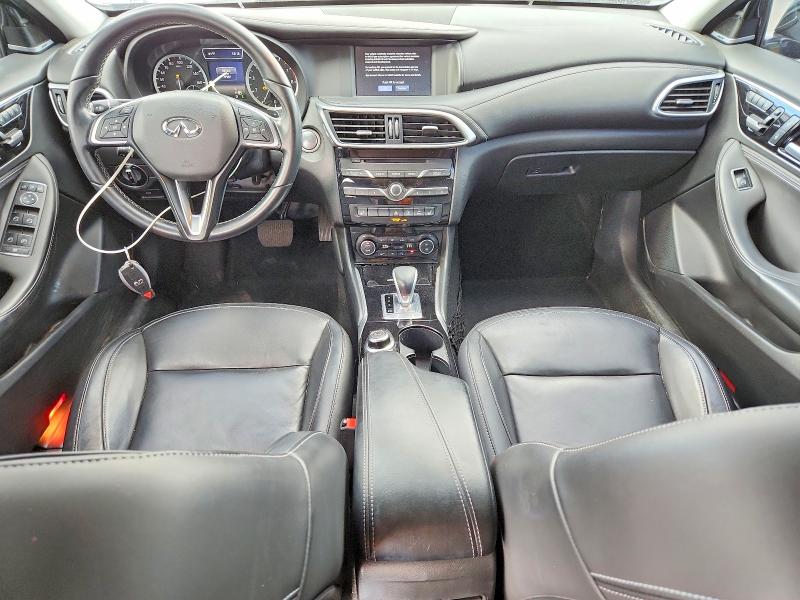 Photo 8 from auction – 2017 INFINITI QX30 BASE with VIN SJKCH5CR9HA040030