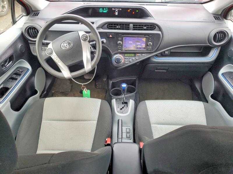 Photo 8 from auction – 2013 TOYOTA PRIUS C with VIN JTDKDTB39D1036565