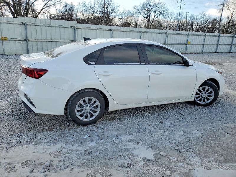 Photo 3 from auction – 2022 KIA FORTE with VIN 3KPF24AD3NE499064