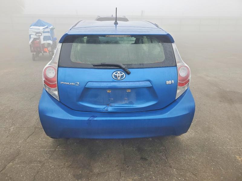 Photo 6 from auction – 2014 TOYOTA PRIUS C with VIN JTDKDTB33E1081745