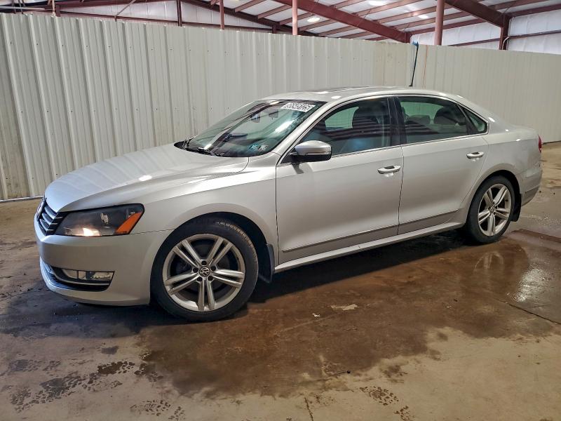 VOLKSWAGEN PASSAT SE 2015 with VIN 1VWBT7A32FC050548 - Photo from auction