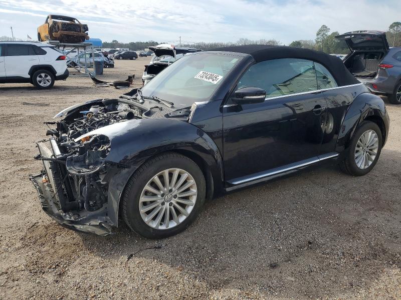 VOLKSWAGEN BEETLE 2019 with VIN 3VW5DAAT3KM500062 - Photo from auction