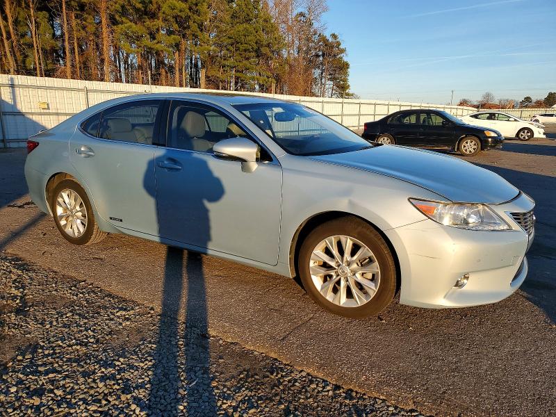 Photo 4 from auction – 2014 LEXUS ES 300H with VIN JTHBW1GG5E2039466