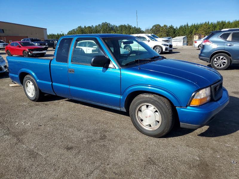 Photo 4 from auction – 2000 GMC SONOMA with VIN 1GTCS19W2Y8302522