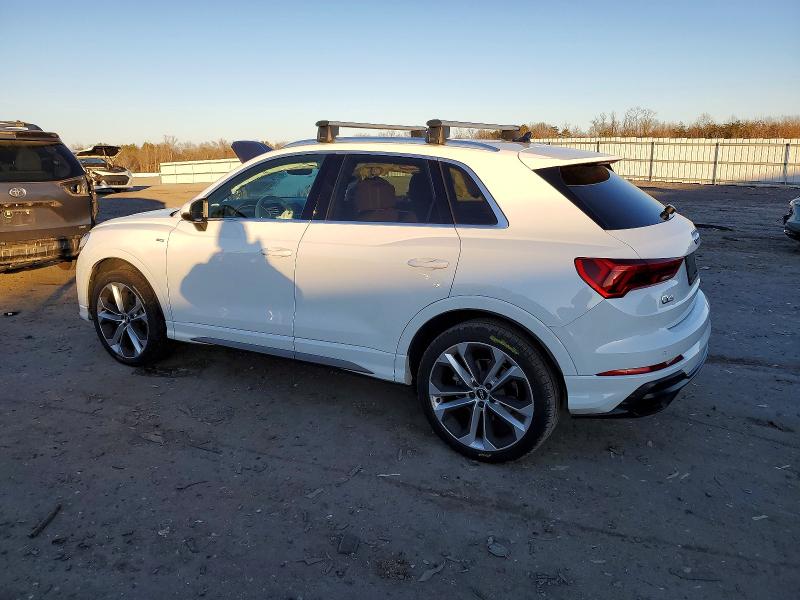 Photo 2 from auction – 2020 AUDI Q3 with VIN WA1EECF39L1065304
