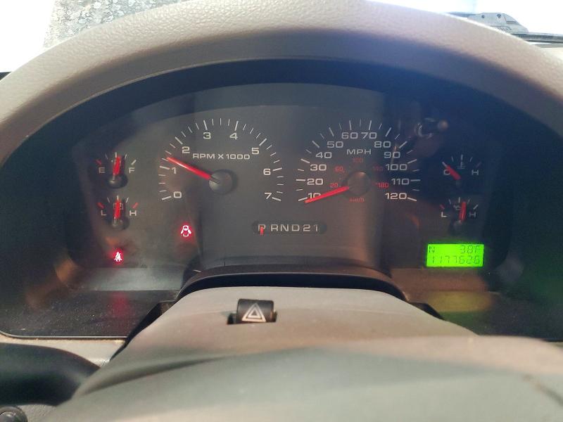 Photo 9 from auction – 2004 FORD F150 with VIN 1FTPX14564FA08578
