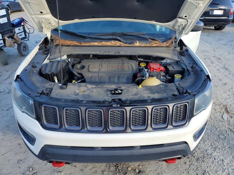 Photo 12 from auction – 2019 JEEP COMPASS with VIN 3C4NJDDB4KT627554