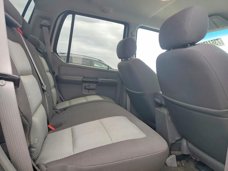 Photo 10 from auction – 2005 FORD EXPLORER S with VIN 1FMZU67K45UB32387
