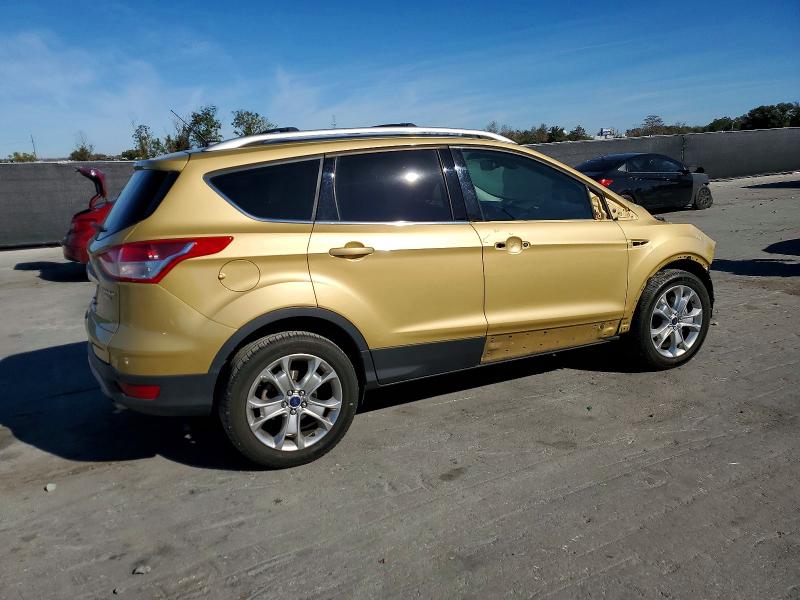 Zdjęcie 3 z aukcji – 2014 FORD ESCAPE TIT z VIN 1FMCU9J95EUC21639