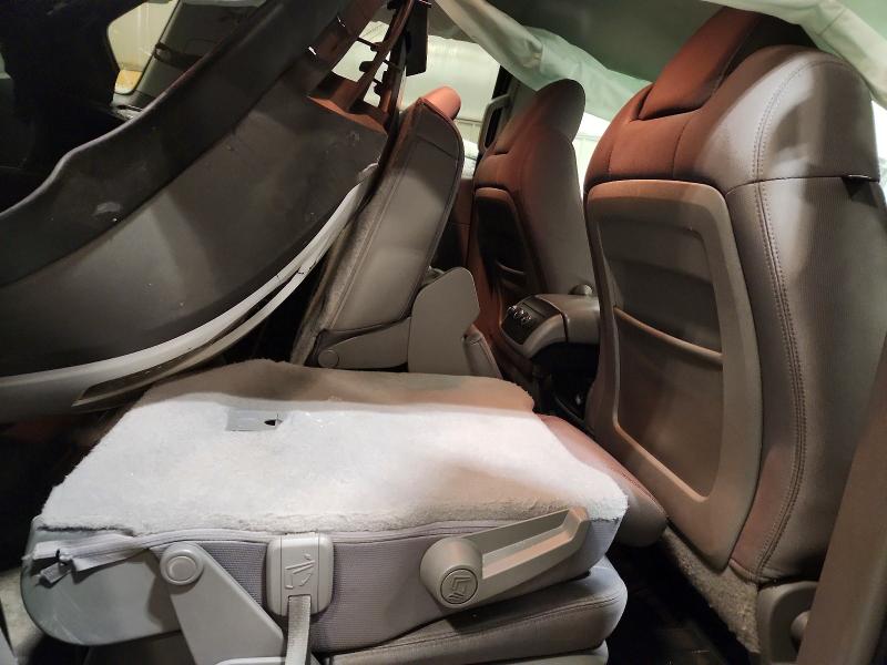 Photo 10 from auction – 2010 CHEVROLET TRAVERSE L with VIN 1GNLVEED6AS134810