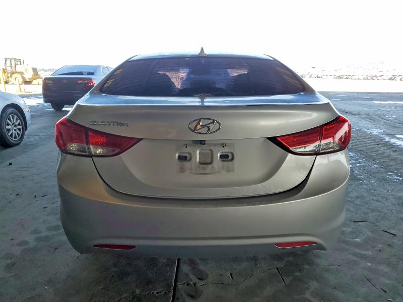 Photo 6 from auction – 2013 HYUNDAI ELANTRA with VIN 5NPDH4AE1DH342772