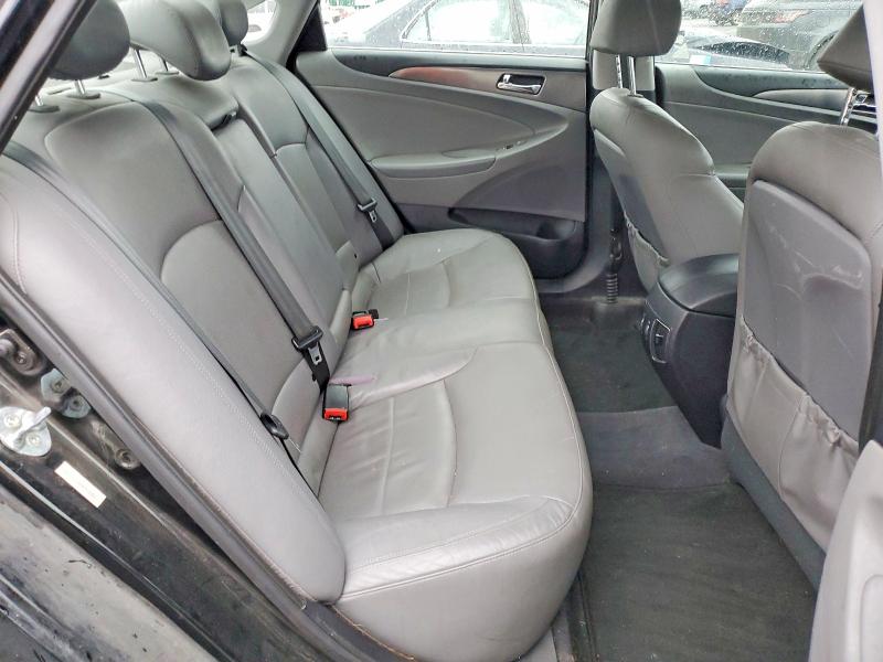 Photo 10 from auction – 2012 HYUNDAI SONATA HYB with VIN KMHEC4A45CA054670