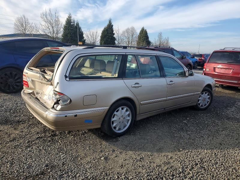 Photo 3 from auction – 2001 MERCEDES-BENZ E 320 4MAT with VIN WDBJH82J01X045433