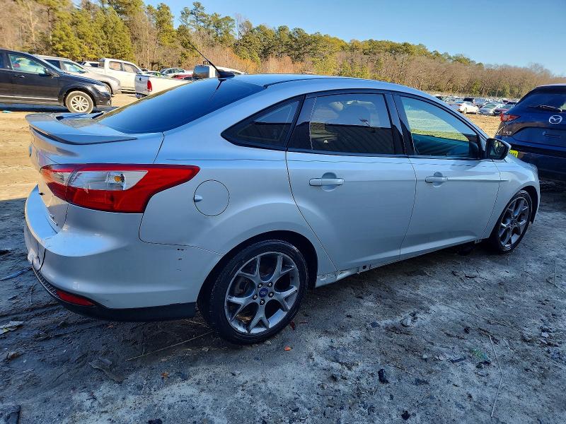 Фото 3 с аукциона – 2014 FORD FOCUS SE с VIN 1FADP3F27EL443491