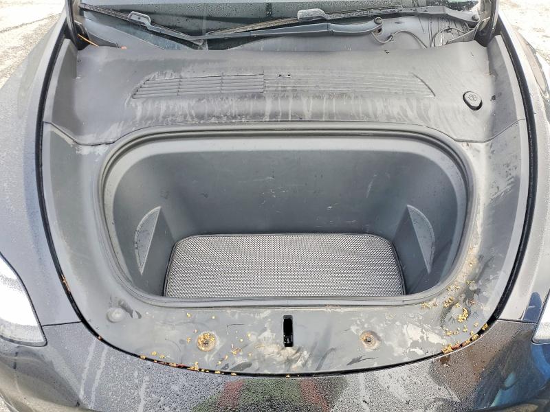 Photo 12 from auction – 2020 TESLA MODEL Y with VIN 5YJYGDEE4LF025970