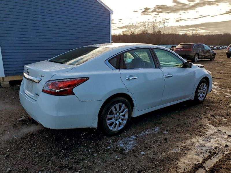 Photo 3 from auction – 2015 NISSAN ALTIMA 2.5 with VIN 1N4AL3AP2FC268313