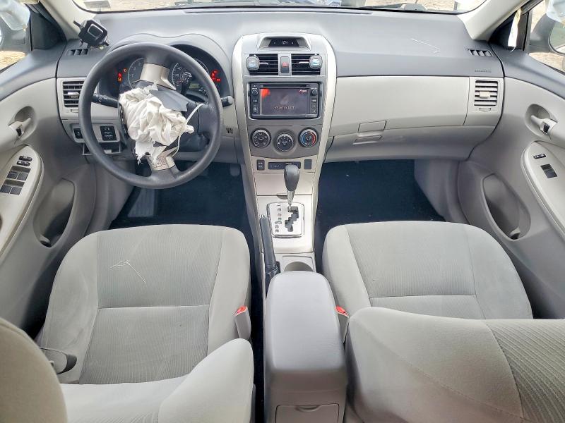 Zdjęcie 8 z aukcji – 2013 TOYOTA COROLLA BA z VIN 2T1BU4EE6DC055251