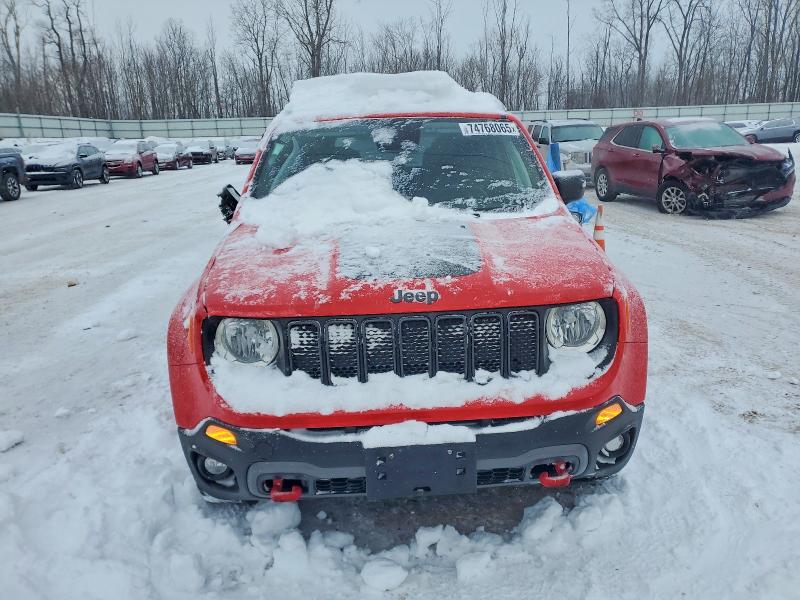 Photo 5 from auction – 2021 JEEP RENEGADE with VIN ZACNJDC17MPN34964