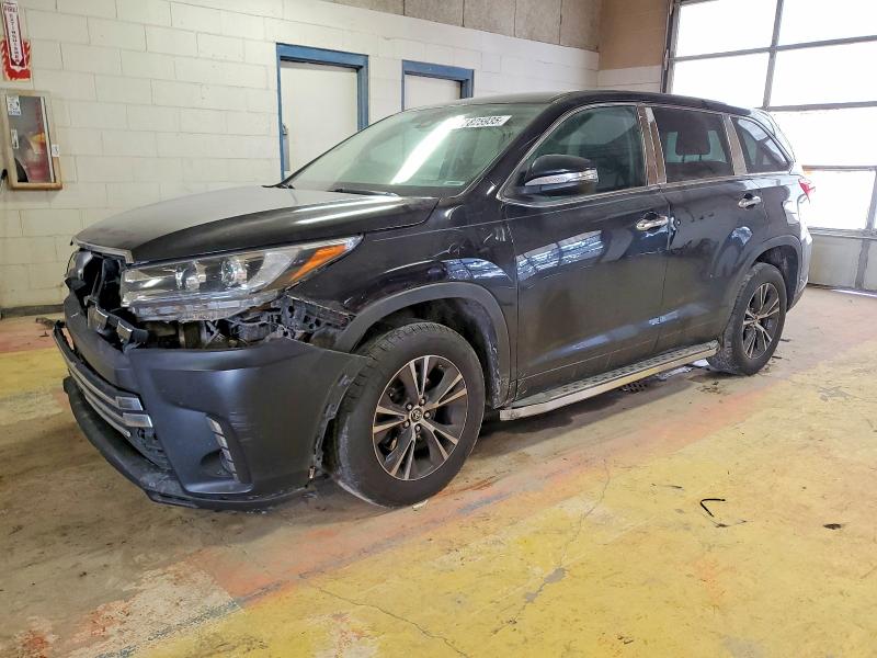 TOYOTA HIGHLANDER 2017 with VIN 5TDZARFH2HS027408 - Photo from auction