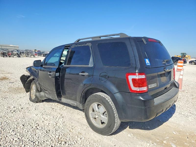 Photo 2 from auction – 2011 FORD ESCAPE XLT with VIN 1FMCU0DG7BKB33673