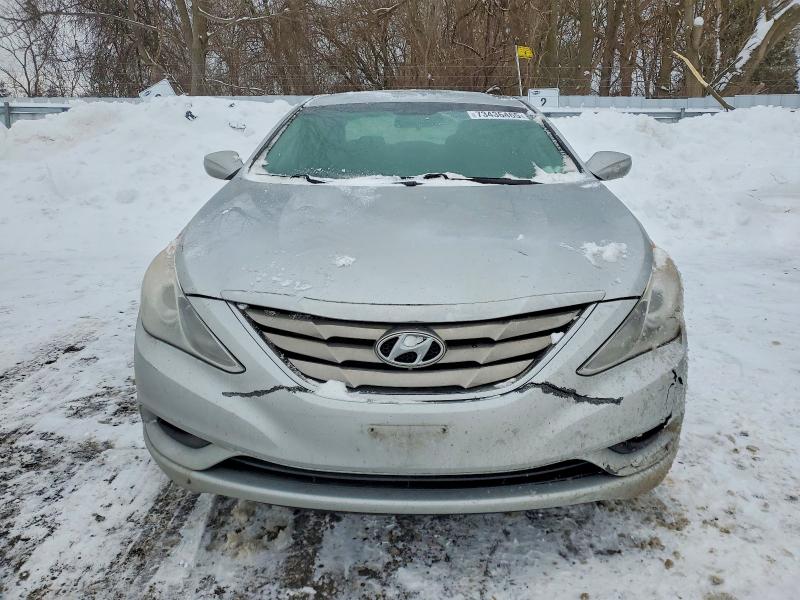 Photo 5 from auction – 2013 HYUNDAI SONATA GLS with VIN 5NPEB4AC0DH641268