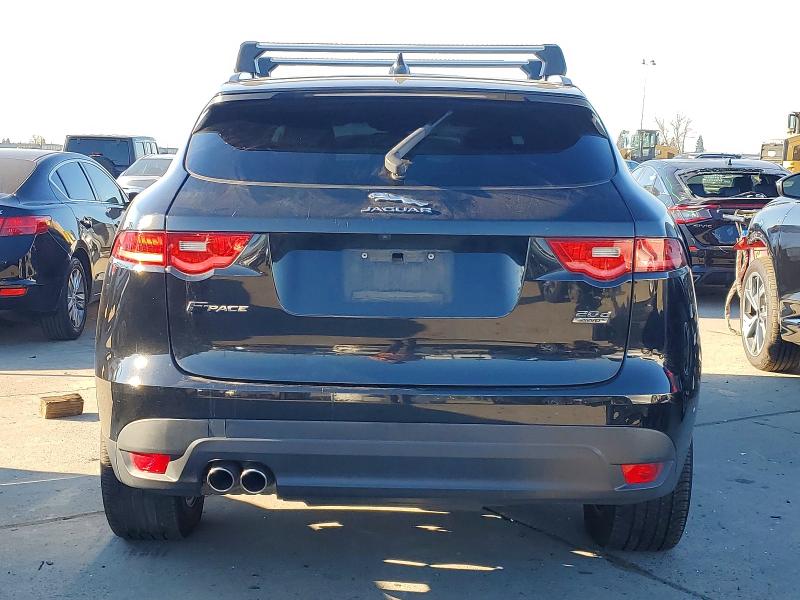 Photo 6 from auction – 2018 JAGUAR F-PACE PRE with VIN SADCJ2FN7JA288155