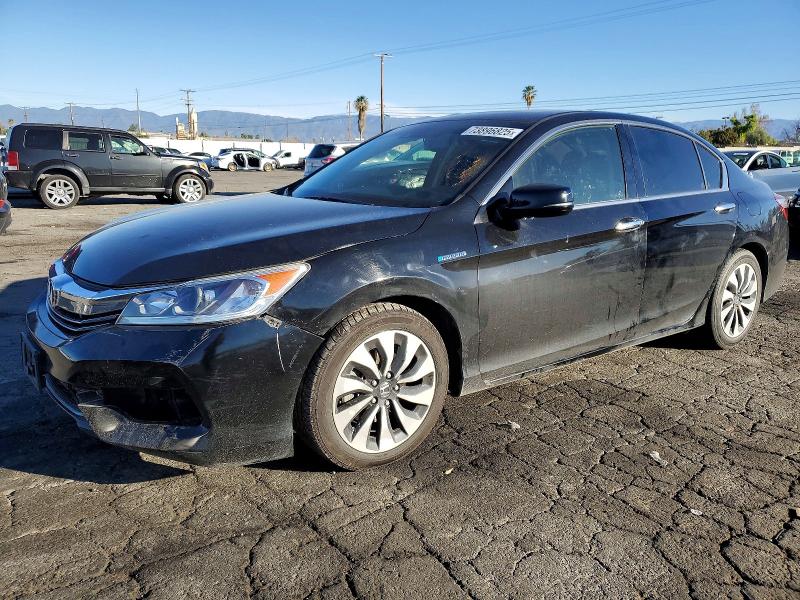 HONDA ACCORD 2017 with VIN JHMCR6F50HC028267 - Photo from auction