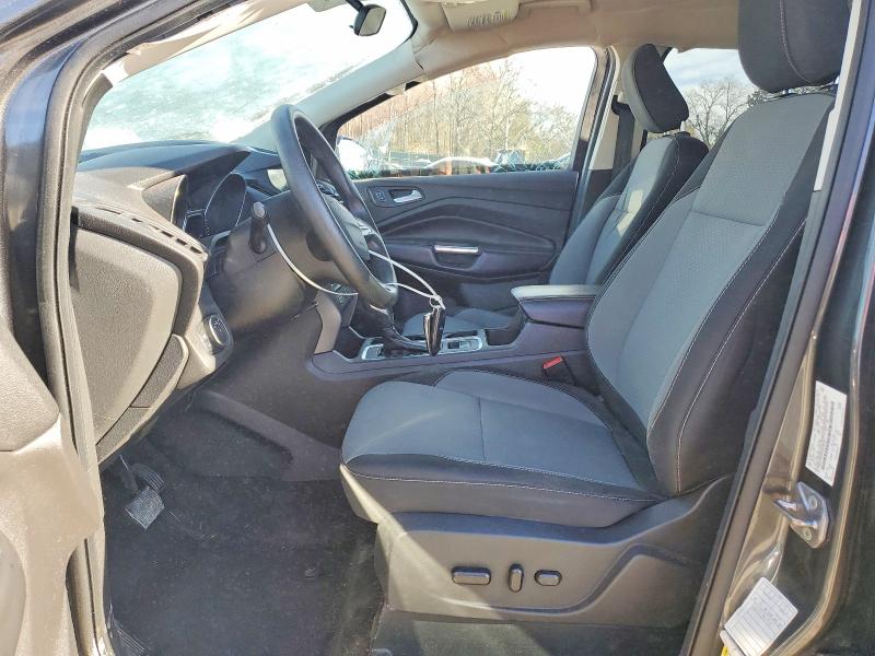 Photo 7 from auction – 2019 FORD ESCAPE with VIN 1FMCU9G97KUC08023