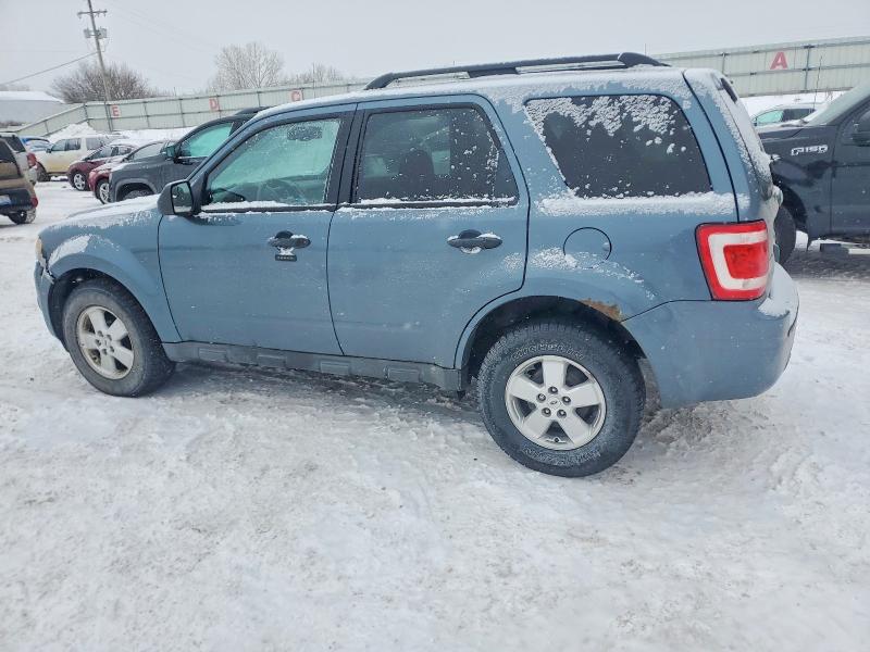Foto 2 de la subasta – 2010 FORD ESCAPE XLT con VIN 1FMCU9DG3AKC46300