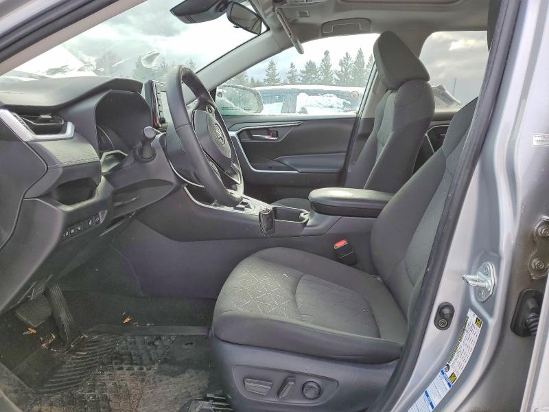 Photo 7 from auction – 2022 TOYOTA RAV4 XLE with VIN 2T3RWRFV2NW138784