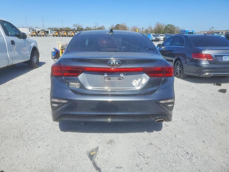 Photo 6 from auction – 2021 KIA FORTE FE with VIN 3KPF24ADXME317827