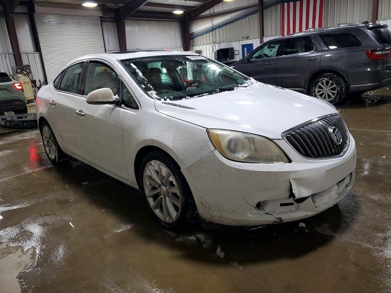 Photo 4 from auction – 2015 BUICK VERANO with VIN 1G4PS5SK3F4135815