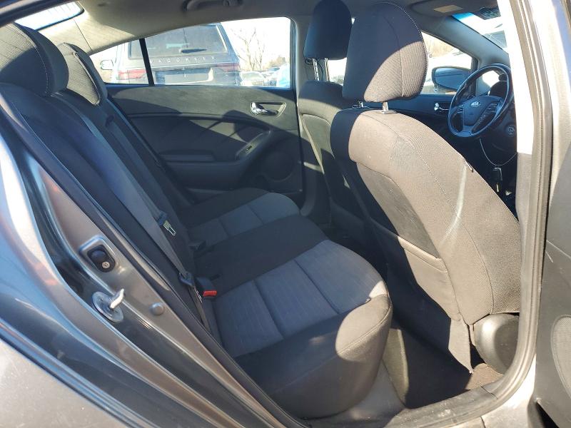 Photo 10 from auction – 2015 KIA FORTE EX with VIN KNAFX4A83F5372197
