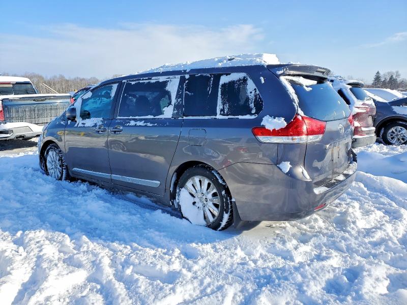 Photo 2 from auction – 2011 TOYOTA SIENNA LE with VIN 5TDJK3DC5BS018224