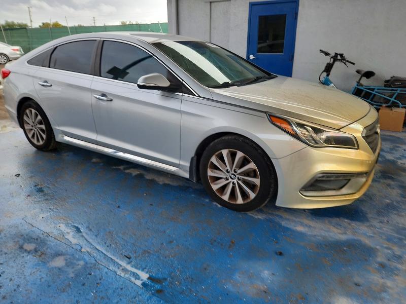 Photo 4 from auction – 2015 HYUNDAI SONATA SPO with VIN 5NPE34AF7FH152764