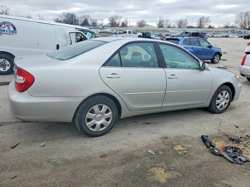 Photo 3 from auction – 2004 TOYOTA CAMRY LE with VIN 4T1BE32K54U366010