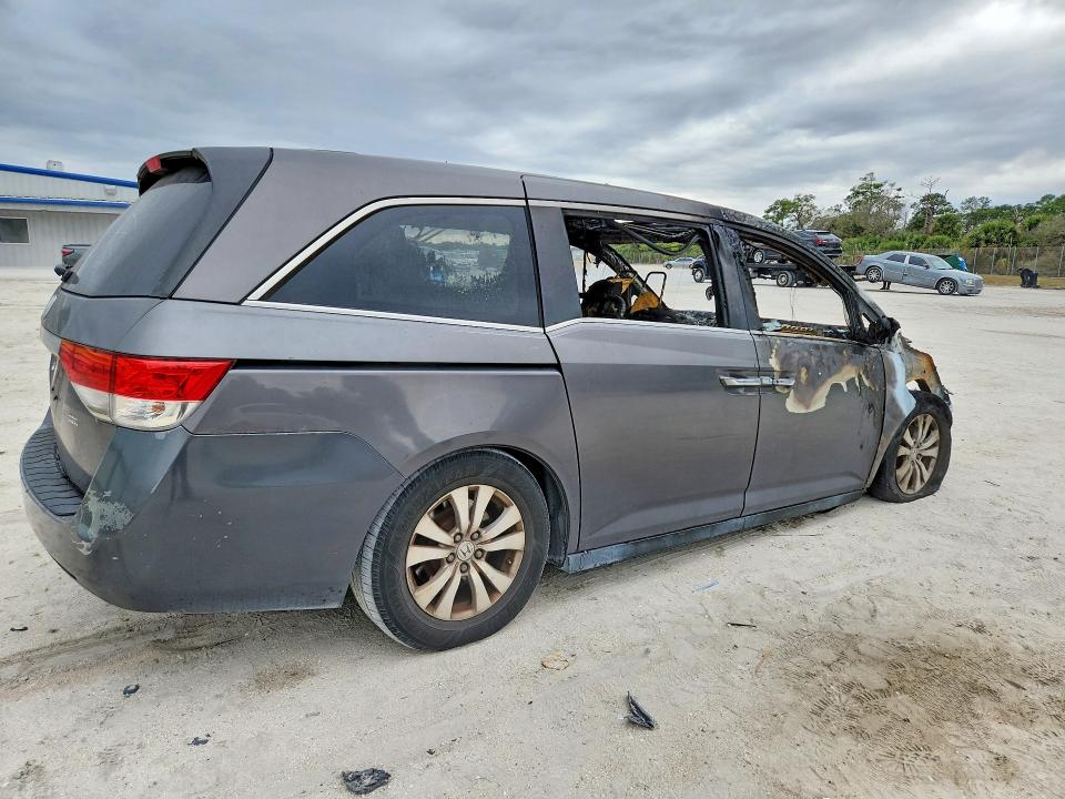 Photo 3 from auction – 2015 HONDA ODYSSEY with VIN 5FNRL5H67FB097583