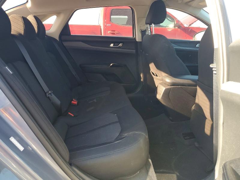 Photo 10 from auction – 2021 KIA K5 with VIN 5XXG24J22MG032176