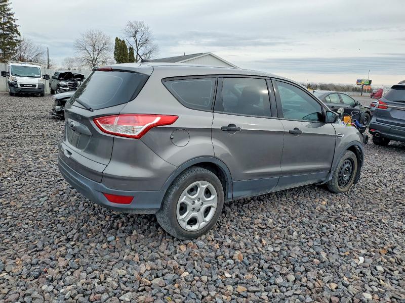 Photo 3 from auction – 2014 FORD ESCAPE S with VIN 1FMCU0F76EUB95989